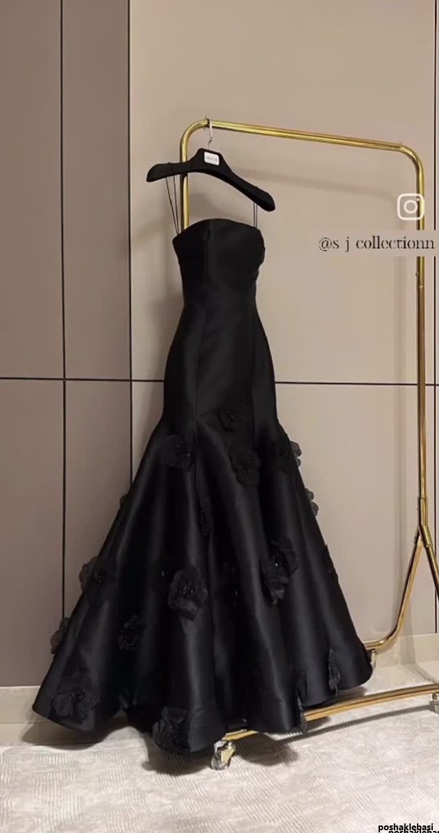 مدل لباس دکلته مشکی
