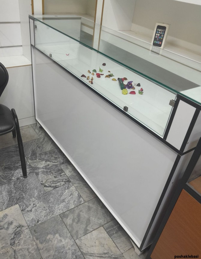 مدل میز مغازه پوشاک مدل میز مغازه پوشاک