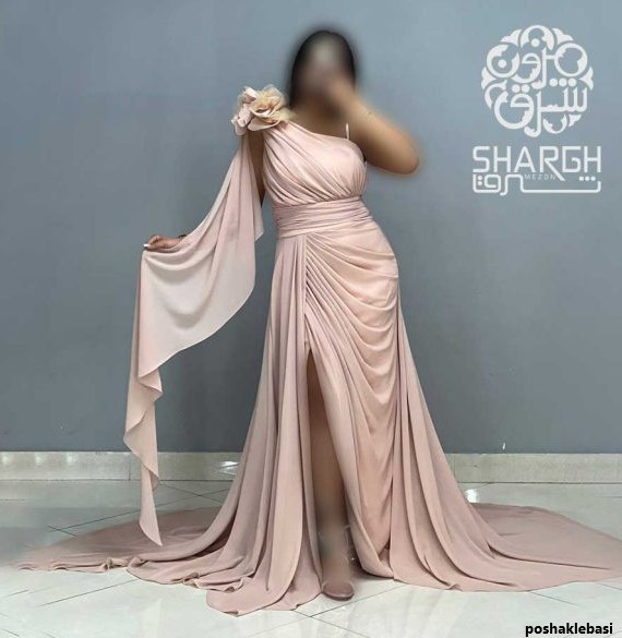 مدل لباس مجلسی دنباله دار صورتی